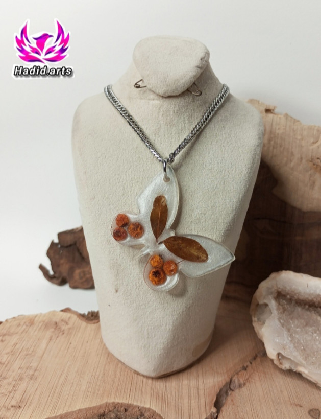پلاک گردنبند پروانه ای سولماز